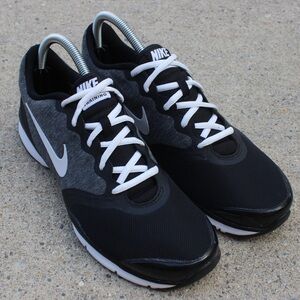 Nike Black and Gray Athletic Shoes